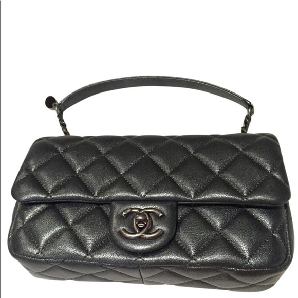 CHANEL Handbags - Chanel mini flap bag